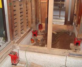 土台レベル調整