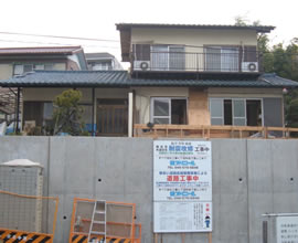 道路拡幅工事に伴う擁壁完了